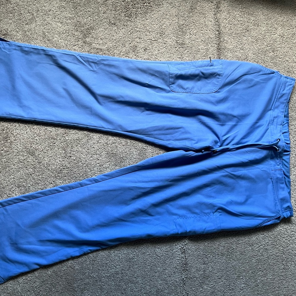 Grey's Anatomy by Barco Women's 6-Pocket Straight Leg Cargo Scrub Pants